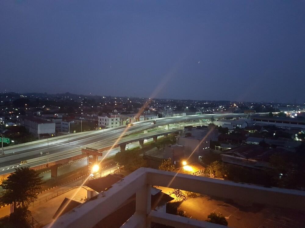 Bogor Valley Hotel Exteriör bild